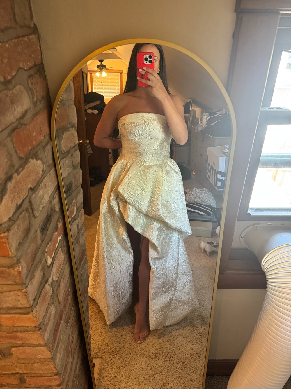 Elliatt Ivory Textured Strapless High-Low Gown - Picture 4 of 5